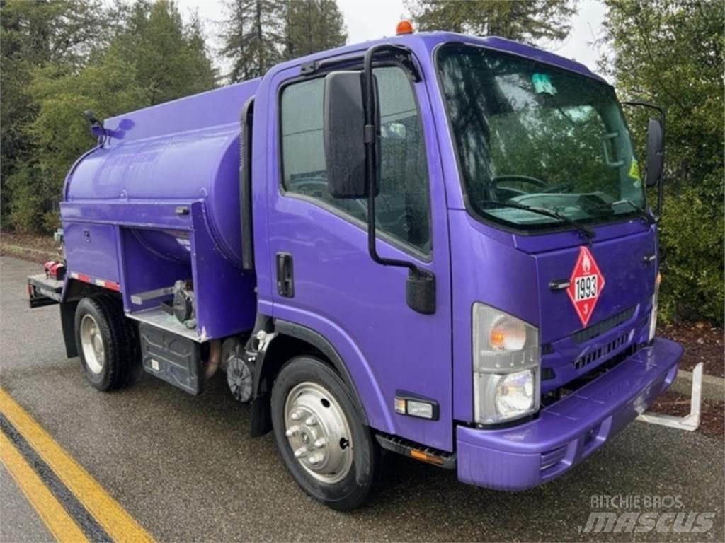 Isuzu NPR Tankbilar