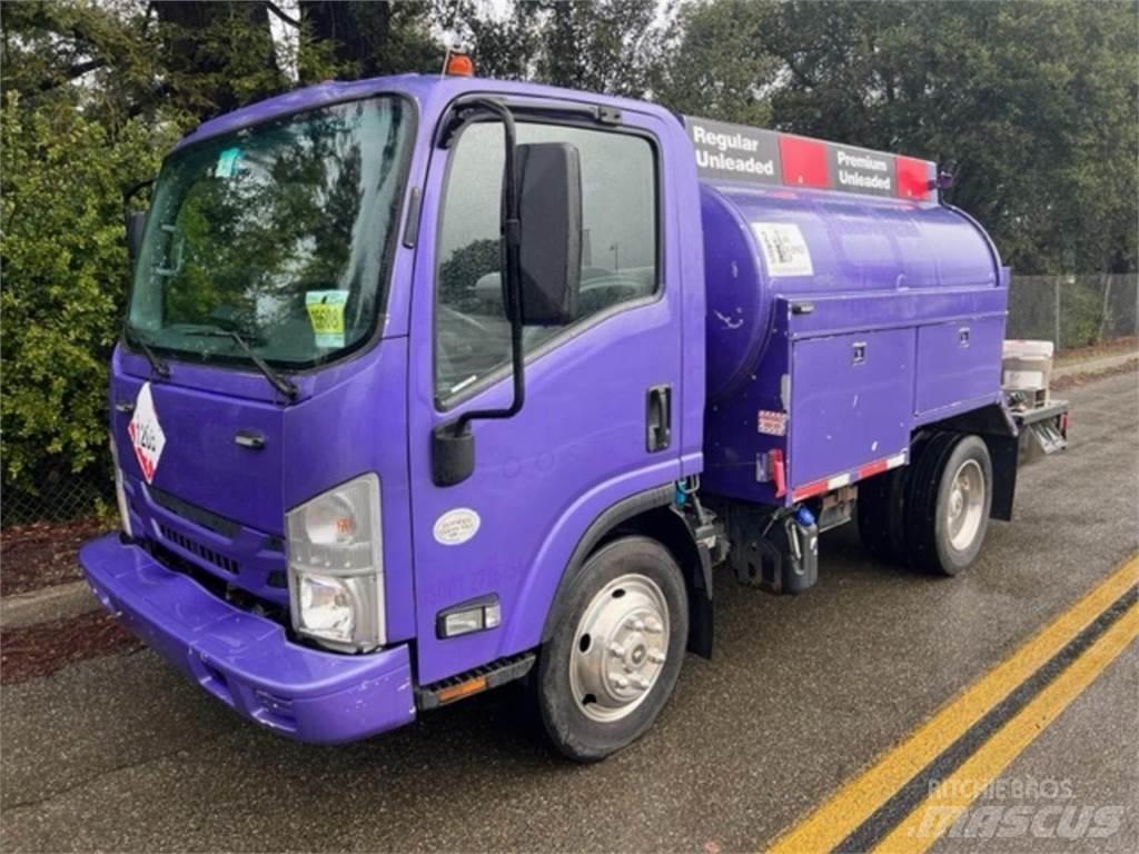 Isuzu NPR Tankbilar
