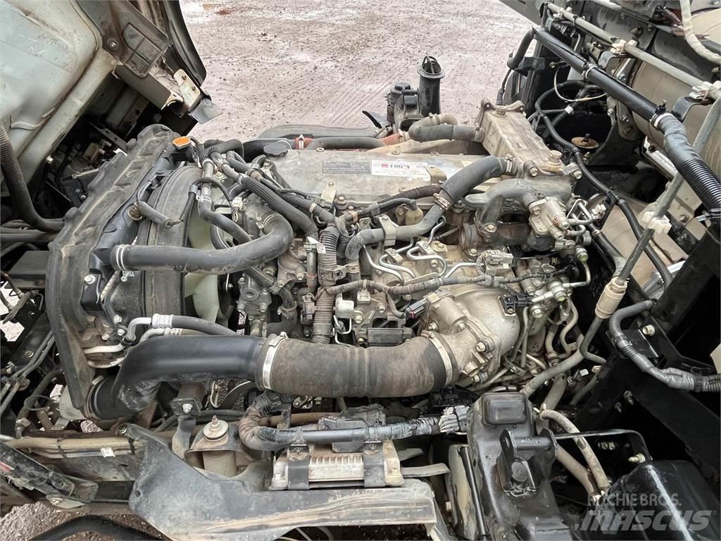Isuzu NPR Sopmaskiner