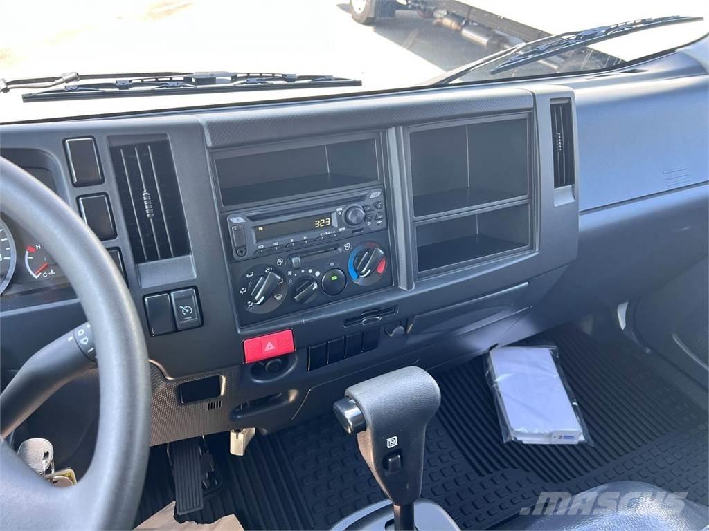 Isuzu NPR Flakbilar/Pickuper