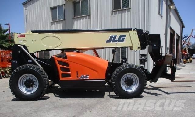 JLG 1055 Teleskoplastare