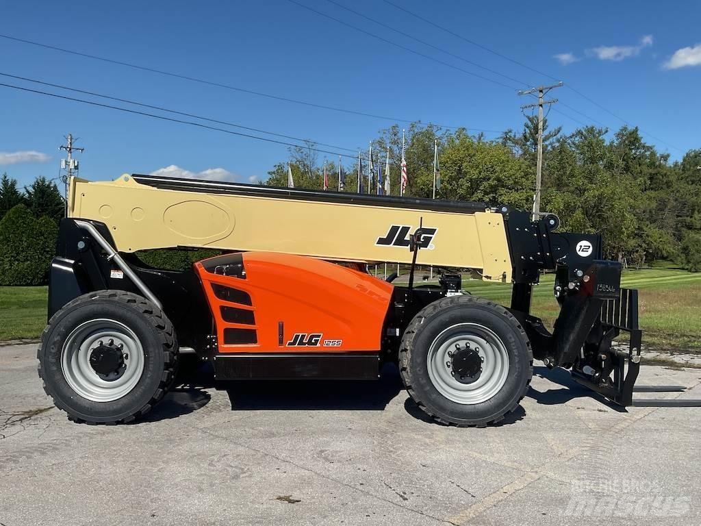 JLG 1255 Teleskoplastare