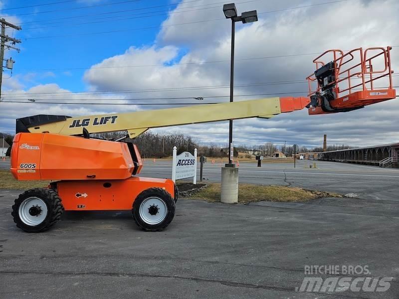 JLG 600S Teleskop bomliftar
