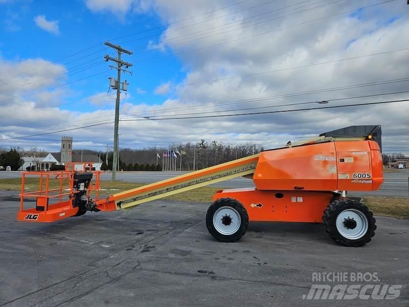 JLG 600S Teleskop bomliftar