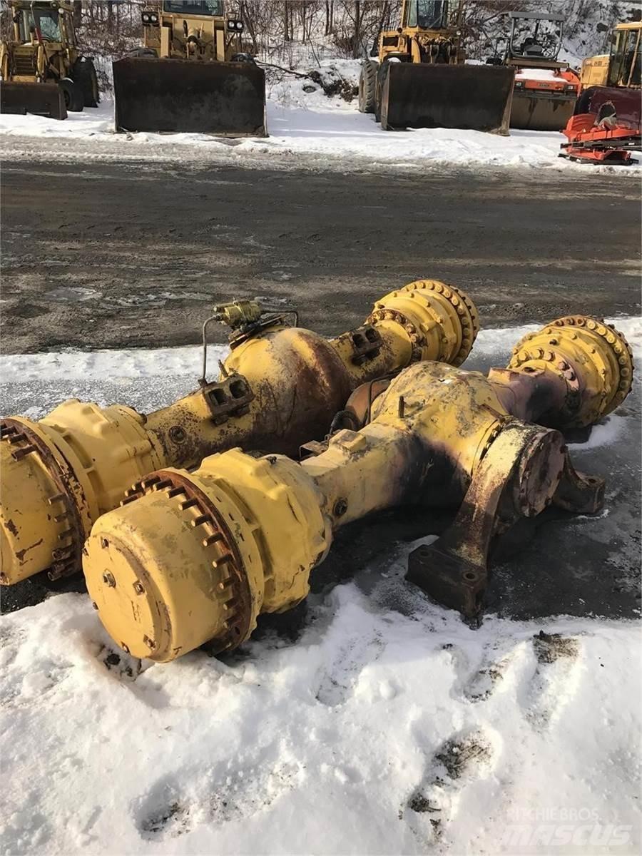 Komatsu  Hjulaxlar