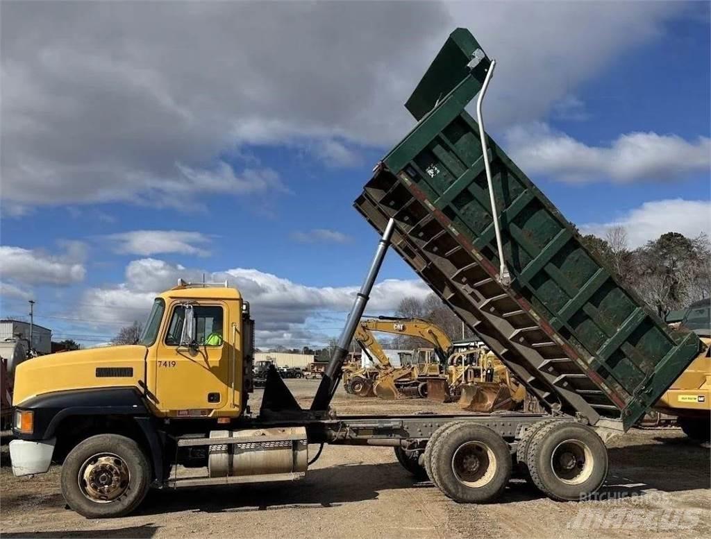 Mack CH613 Tippbilar