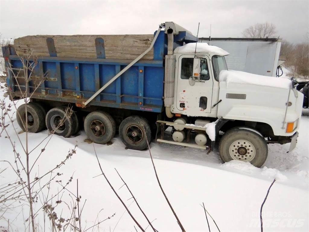 Mack CL613 Tippbilar