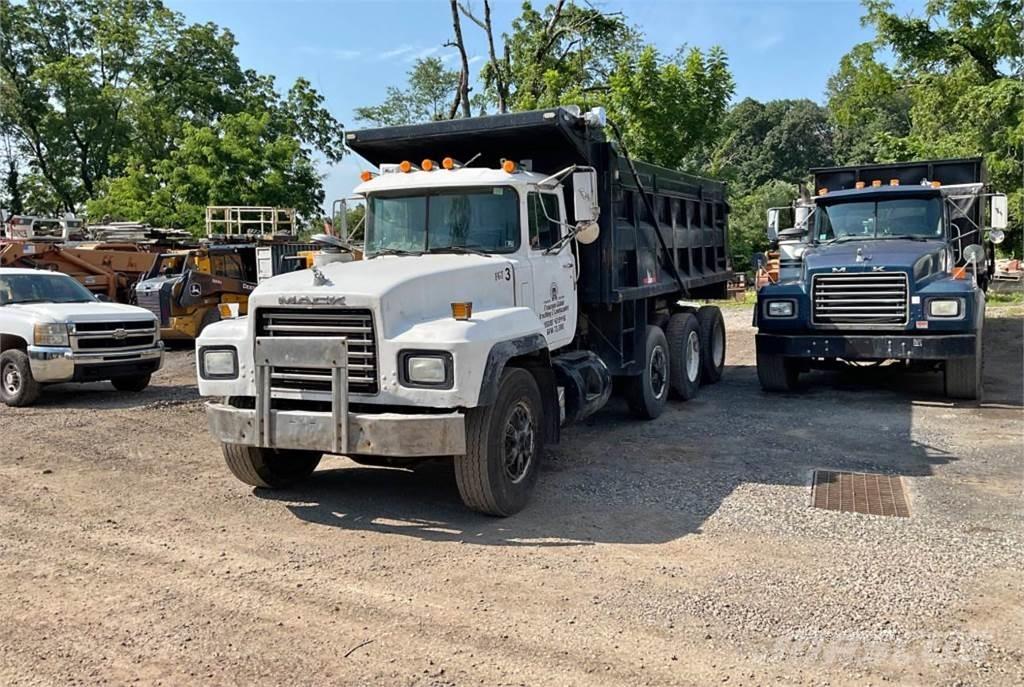 Mack E7 Tippbilar