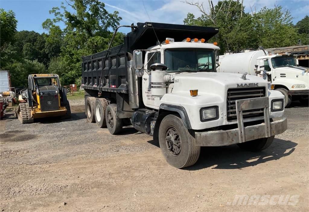 Mack E7 Tippbilar