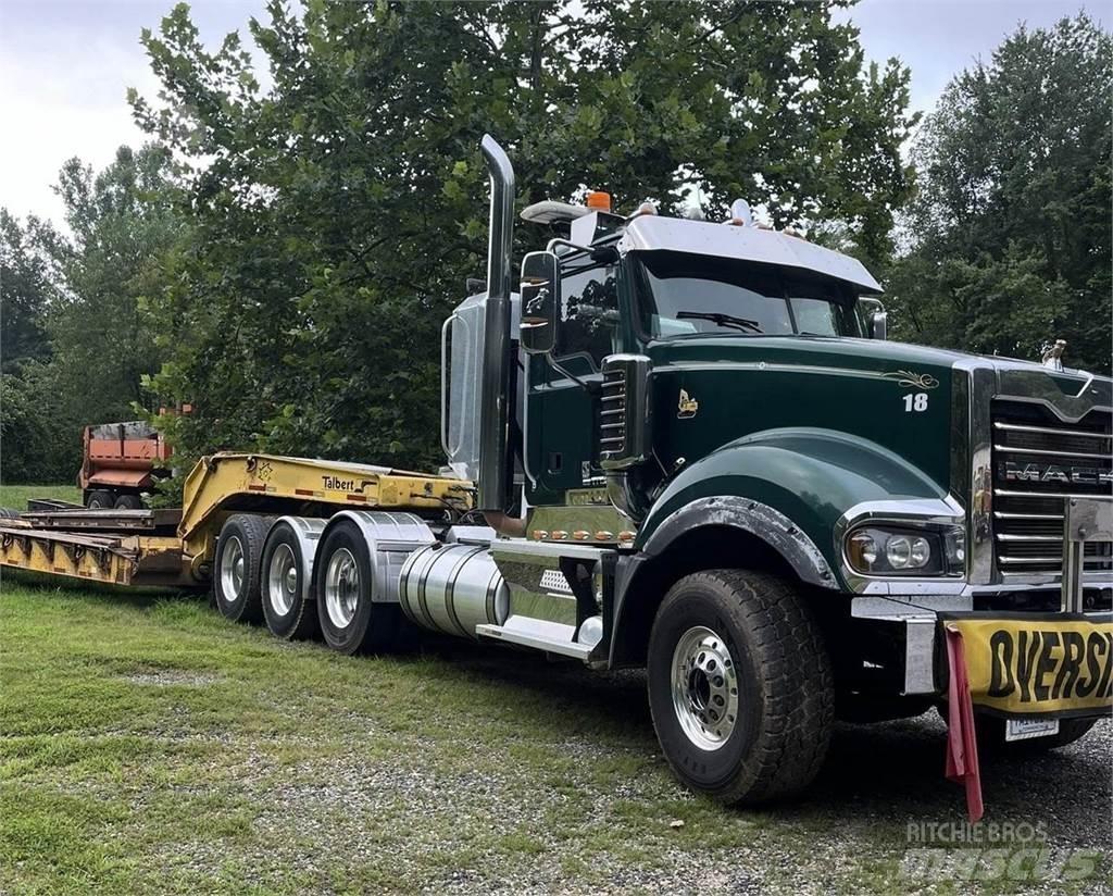 Mack Titan Dragbilar