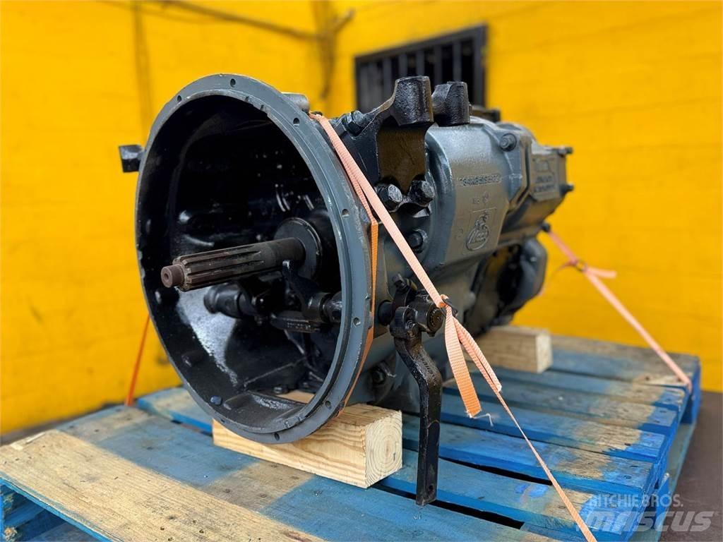 Mack X107A Växellådor