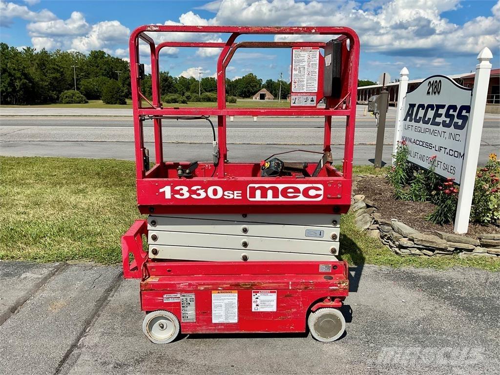 MEC 1330SE Saxliftar