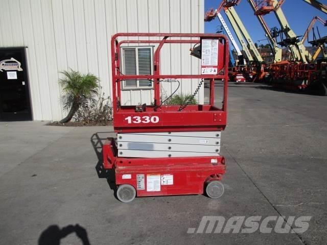 MEC 1330SE Saxliftar