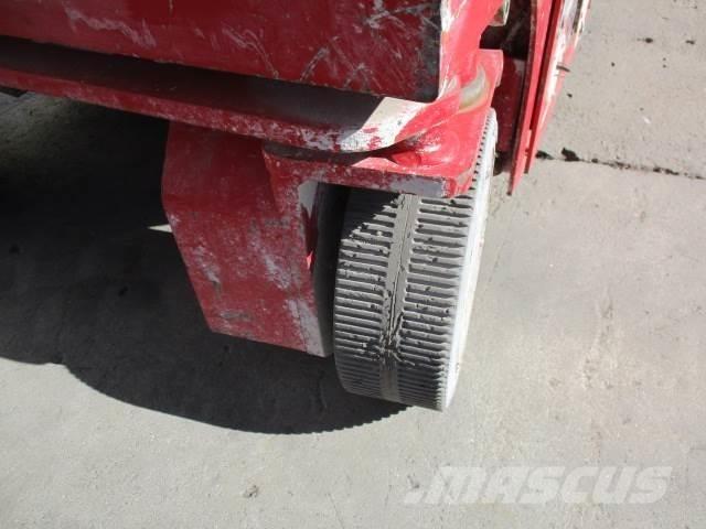 MEC 1330SE Saxliftar