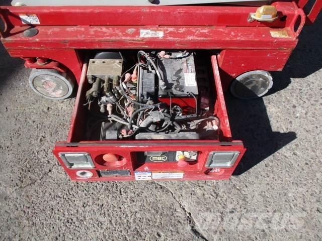 MEC 1330SE Saxliftar