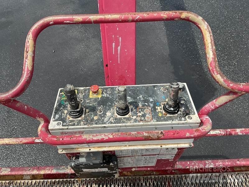 MEC 60J Teleskop bomliftar