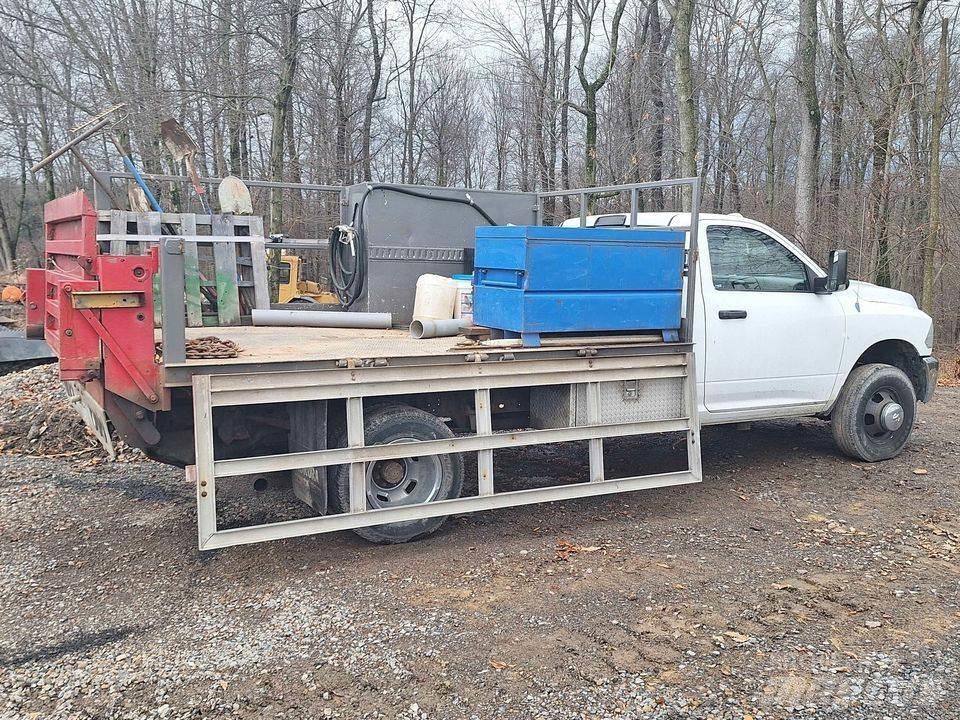 RAM 3500 Flakbilar/Pickuper