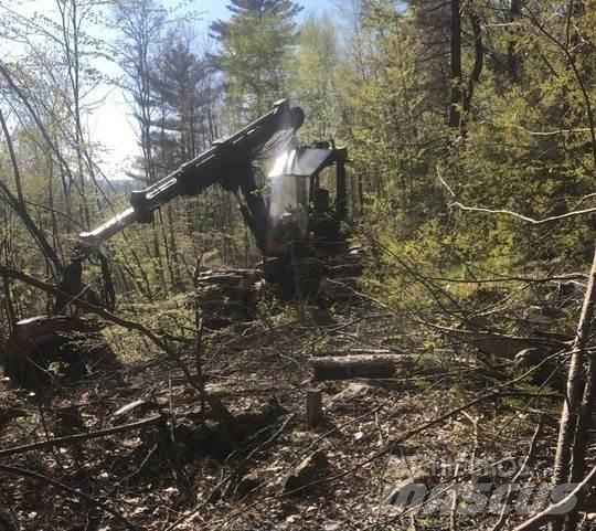 Valmet 921 Skördare