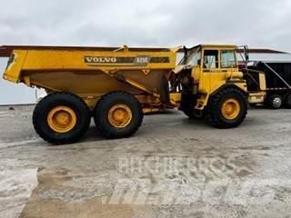 Volvo A25C Midjestyrd dumper