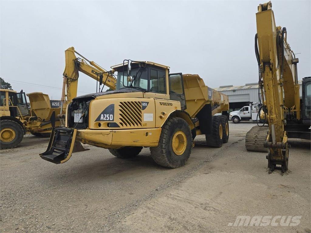 Volvo A25D Midjestyrd dumper