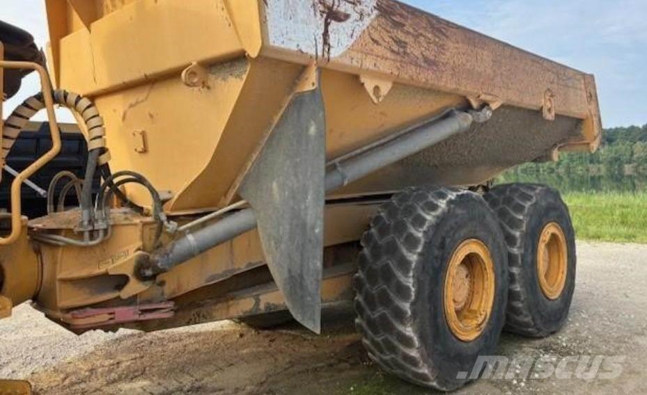 Volvo A30D Midjestyrd dumper