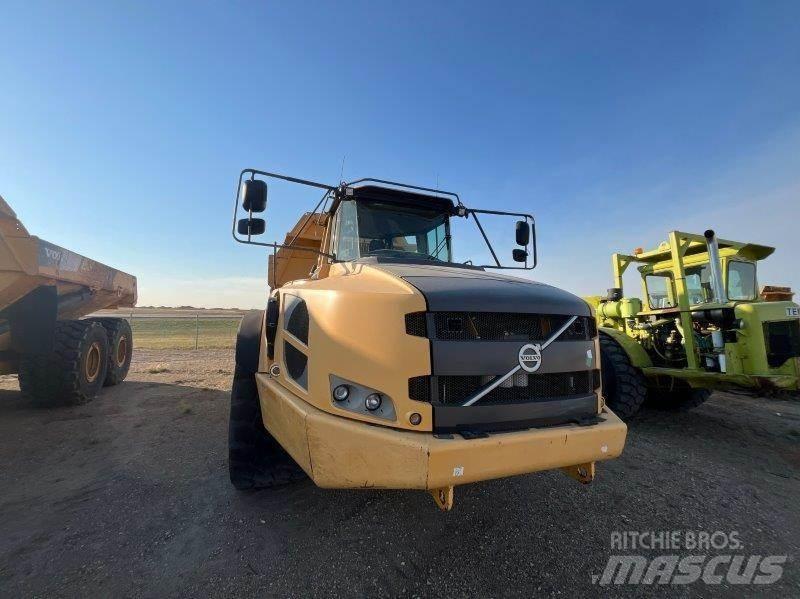 Volvo A40F Midjestyrd dumper