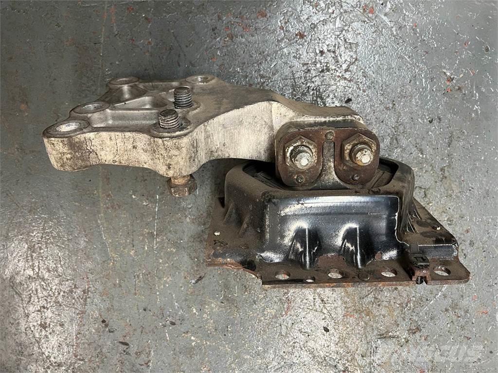 Volvo Mack Motorer