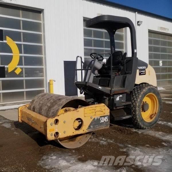 Volvo SD45 Markvibratorer