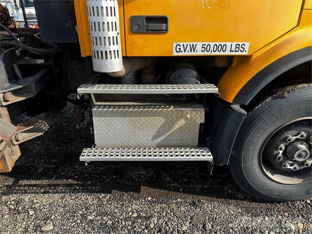 Volvo VHD Snöblad och plogar