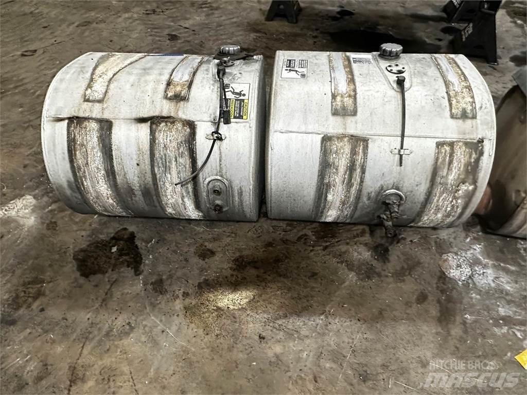 Volvo VNL Tankbilar
