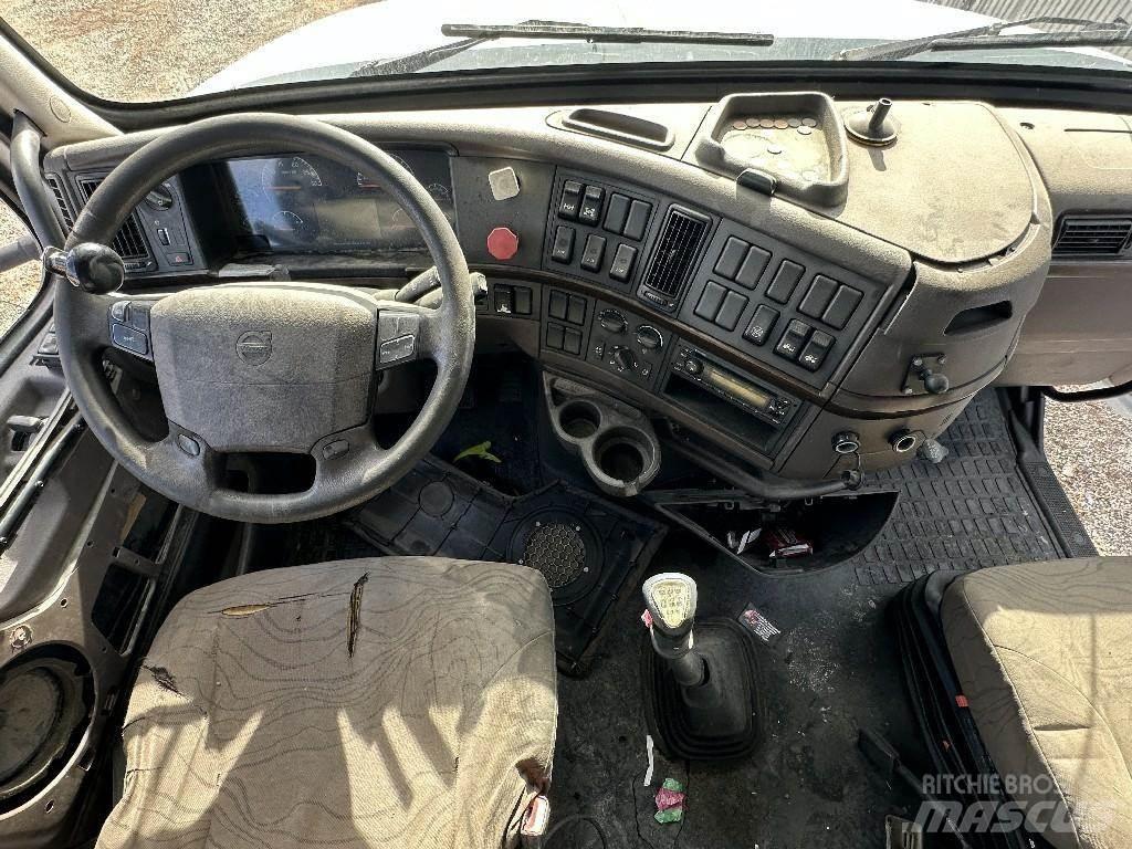 Volvo VNL Bärgningsbilar