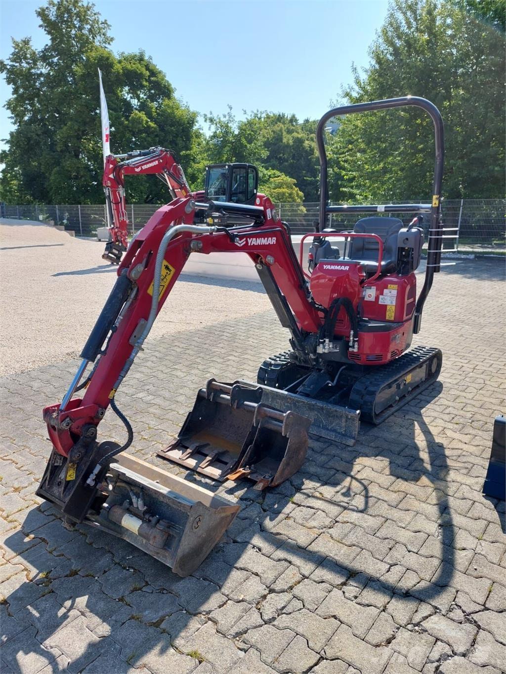 Yanmar Vio 12 Bandgrävare