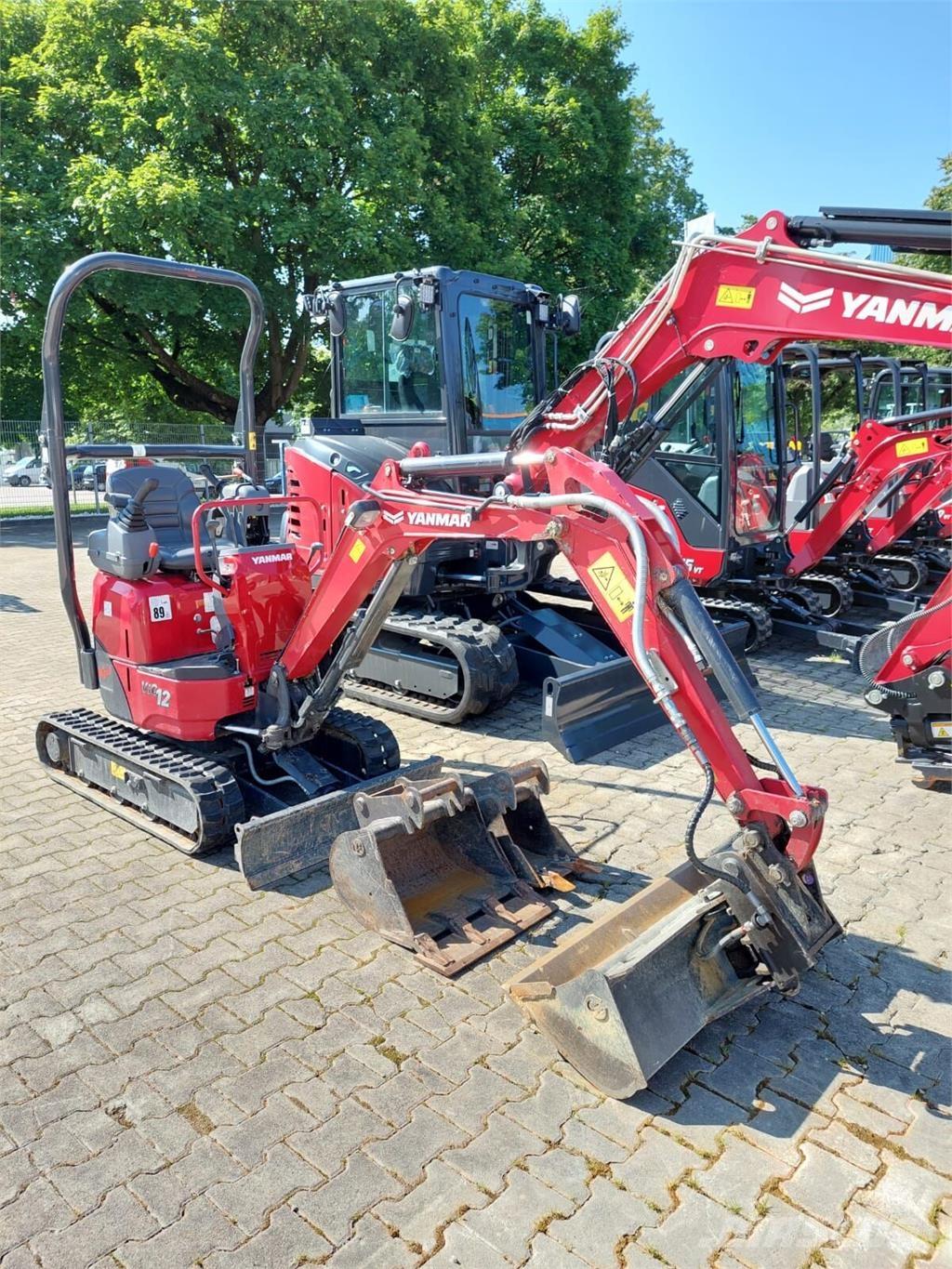 Yanmar Vio 12 Bandgrävare