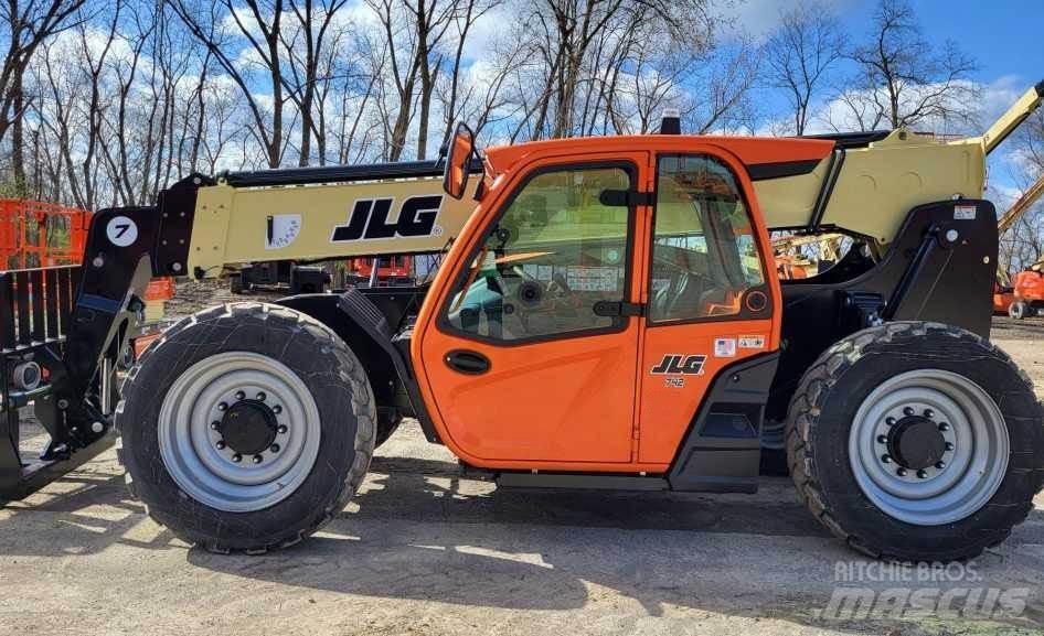 JLG 742 Teleskoplastare