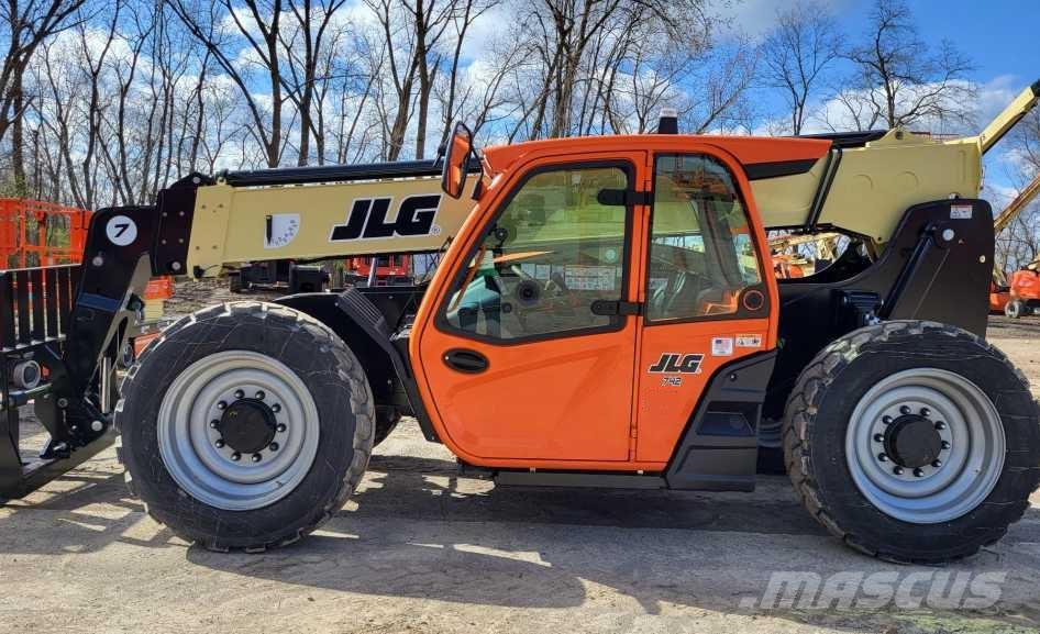 JLG 742 Teleskoplastare