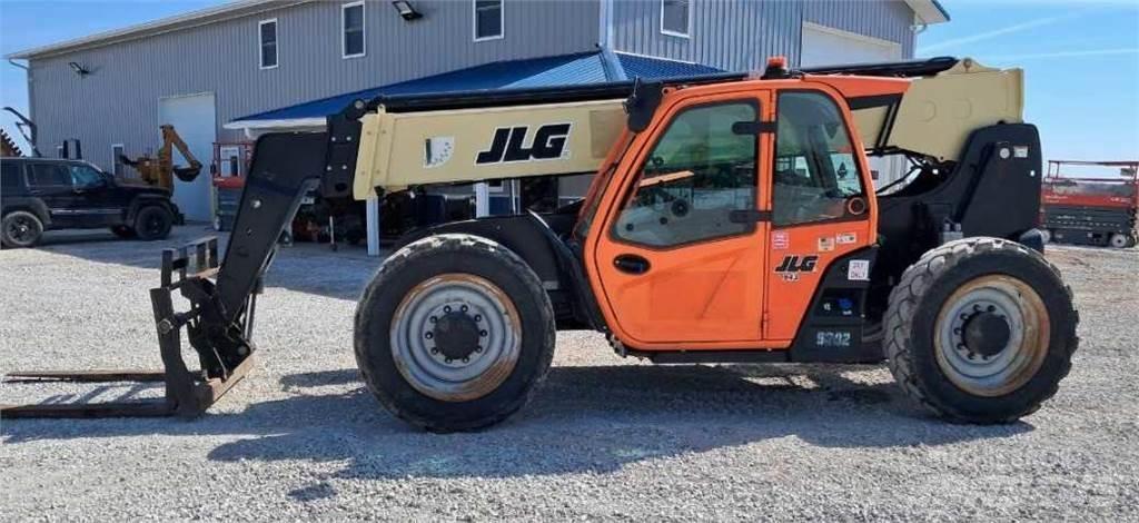 JLG 943 Teleskoplastare