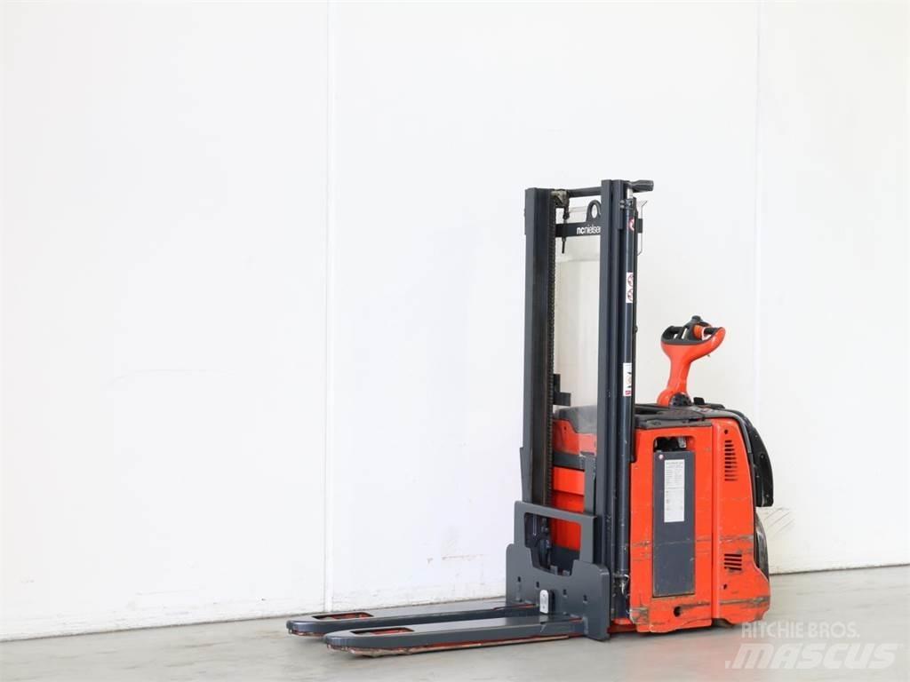Linde D12AP/133 Staplare-led