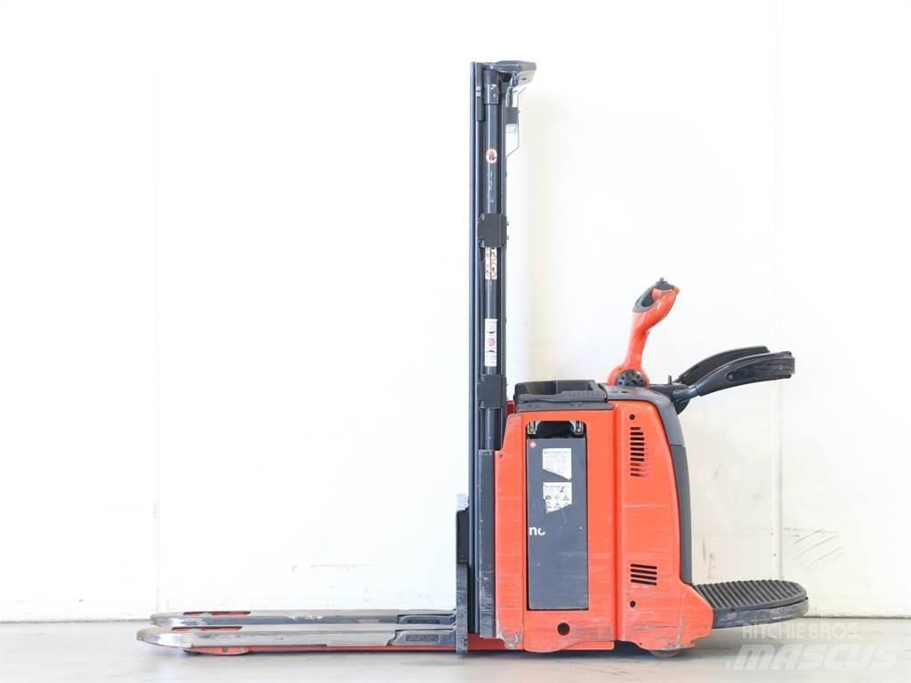Linde D12AP/133-01 Staplare-led