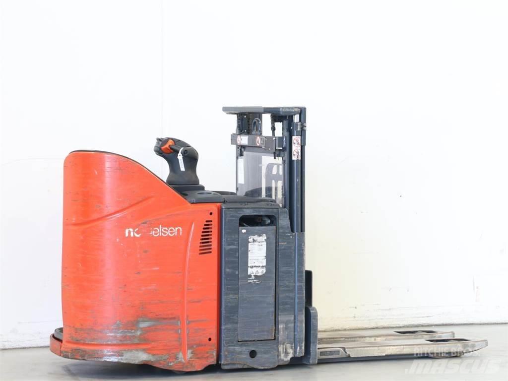 Linde D12HPSP/133 Staplare-led