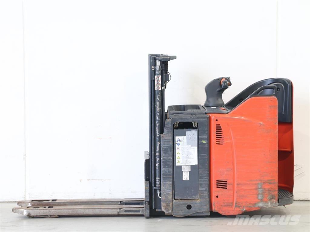 Linde D12SP/133 Staplare-led