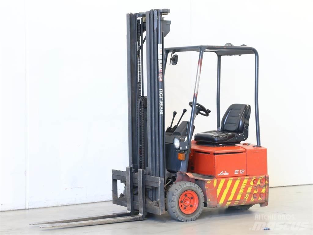 Linde E12/324 Elmotviktstruckar