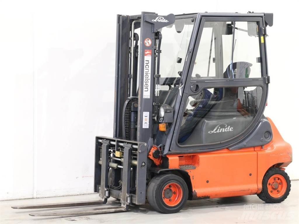 Linde E20P/335-02 Elmotviktstruckar