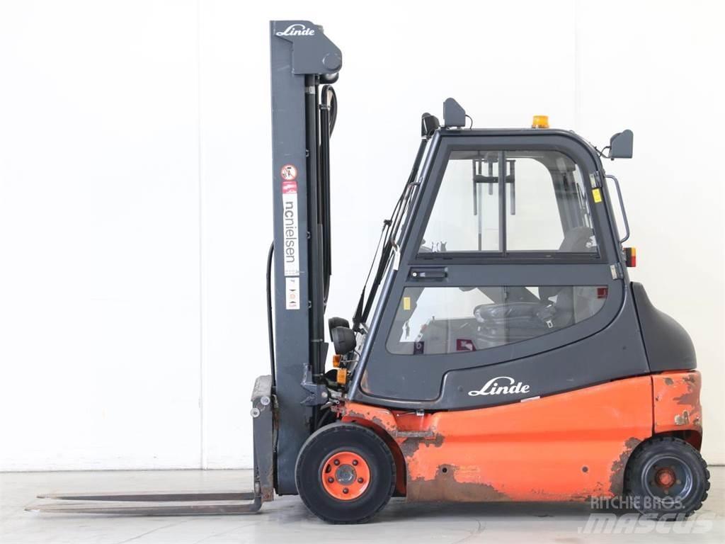 Linde E25/336-03 Elmotviktstruckar
