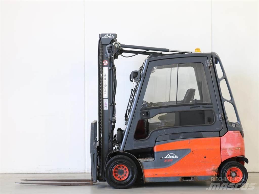 Linde E25L/387 Elmotviktstruckar