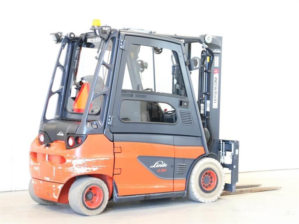 Linde E30/387 Elmotviktstruckar