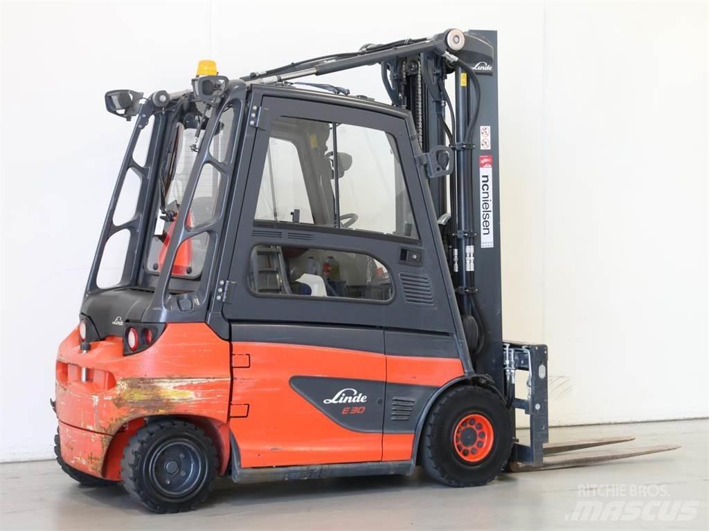 Linde E30/387 Elmotviktstruckar