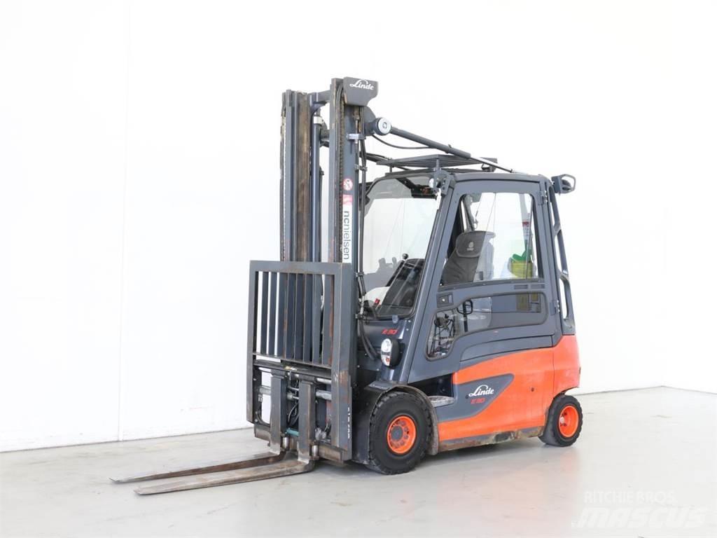 Linde E30L/387 Elmotviktstruckar