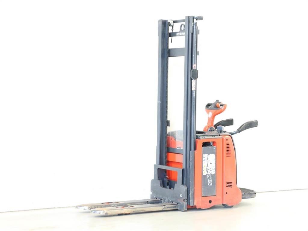 Linde L12AP/133-00 Staplare-led