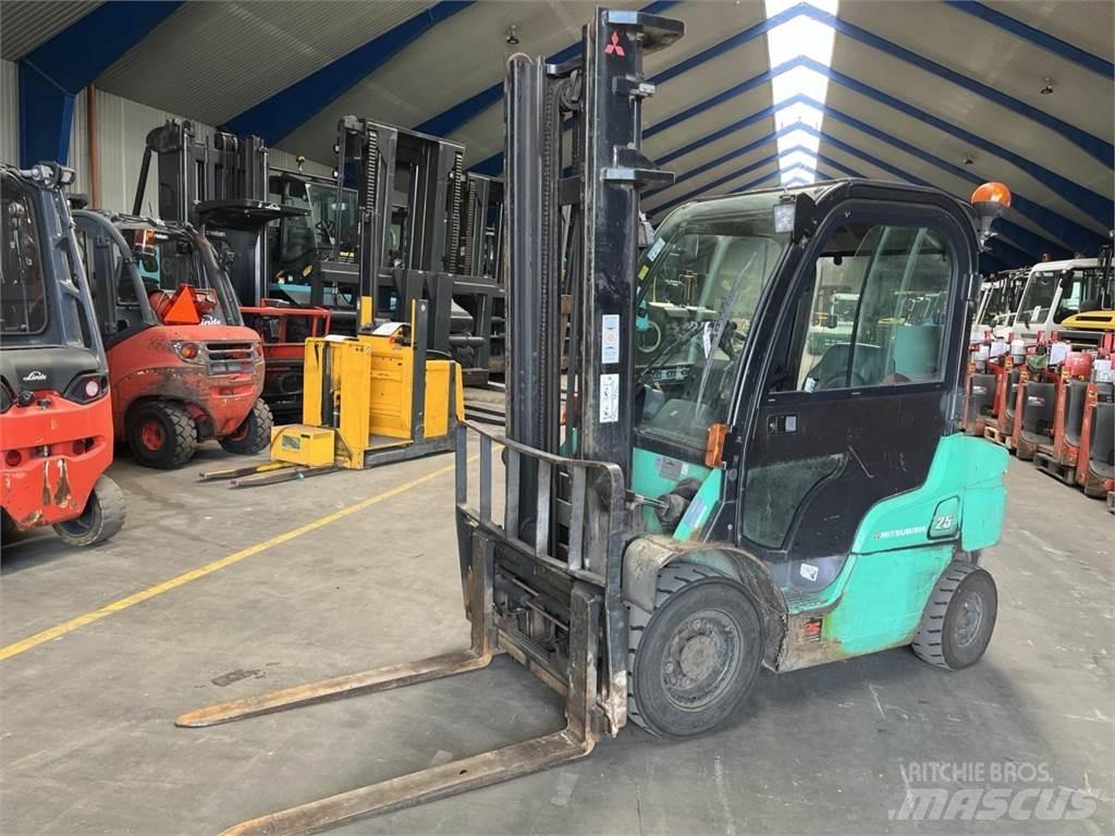 Mitsubishi FD25N Övriga motviktstruckar
