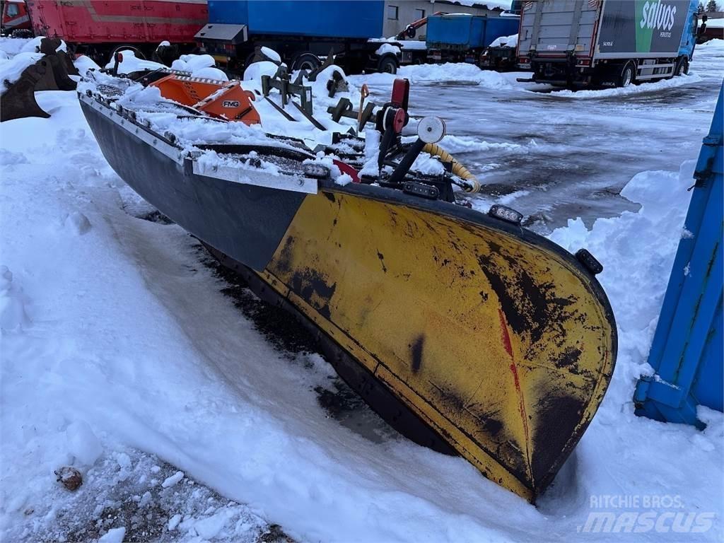 Ajax 3000 HJX Snöblad och plogar